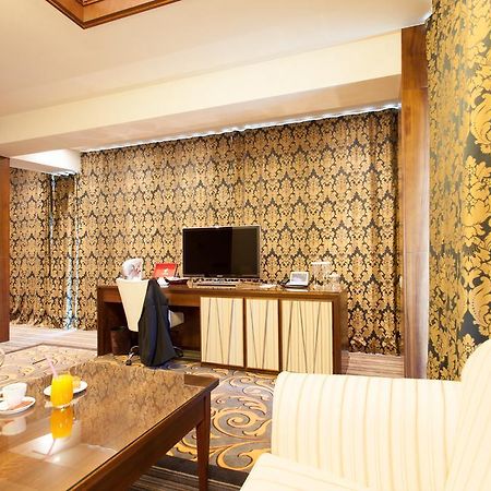 Metropolis Hotel Bistriţa Εξωτερικό φωτογραφία
