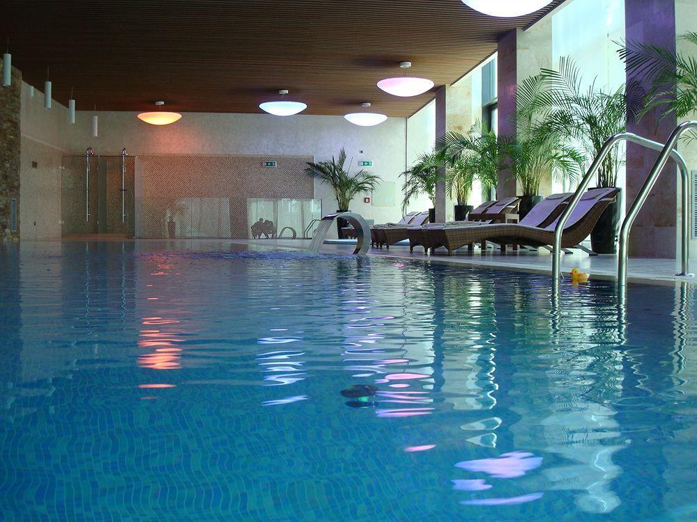 Metropolis Hotel Bistriţa Εξωτερικό φωτογραφία