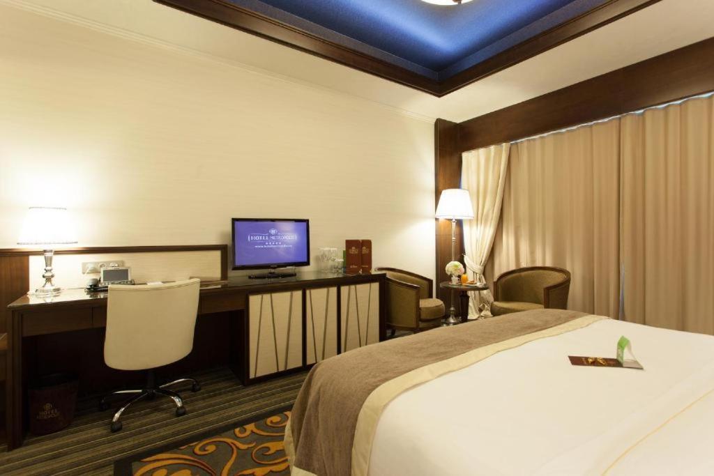 Metropolis Hotel Bistriţa Δωμάτιο φωτογραφία