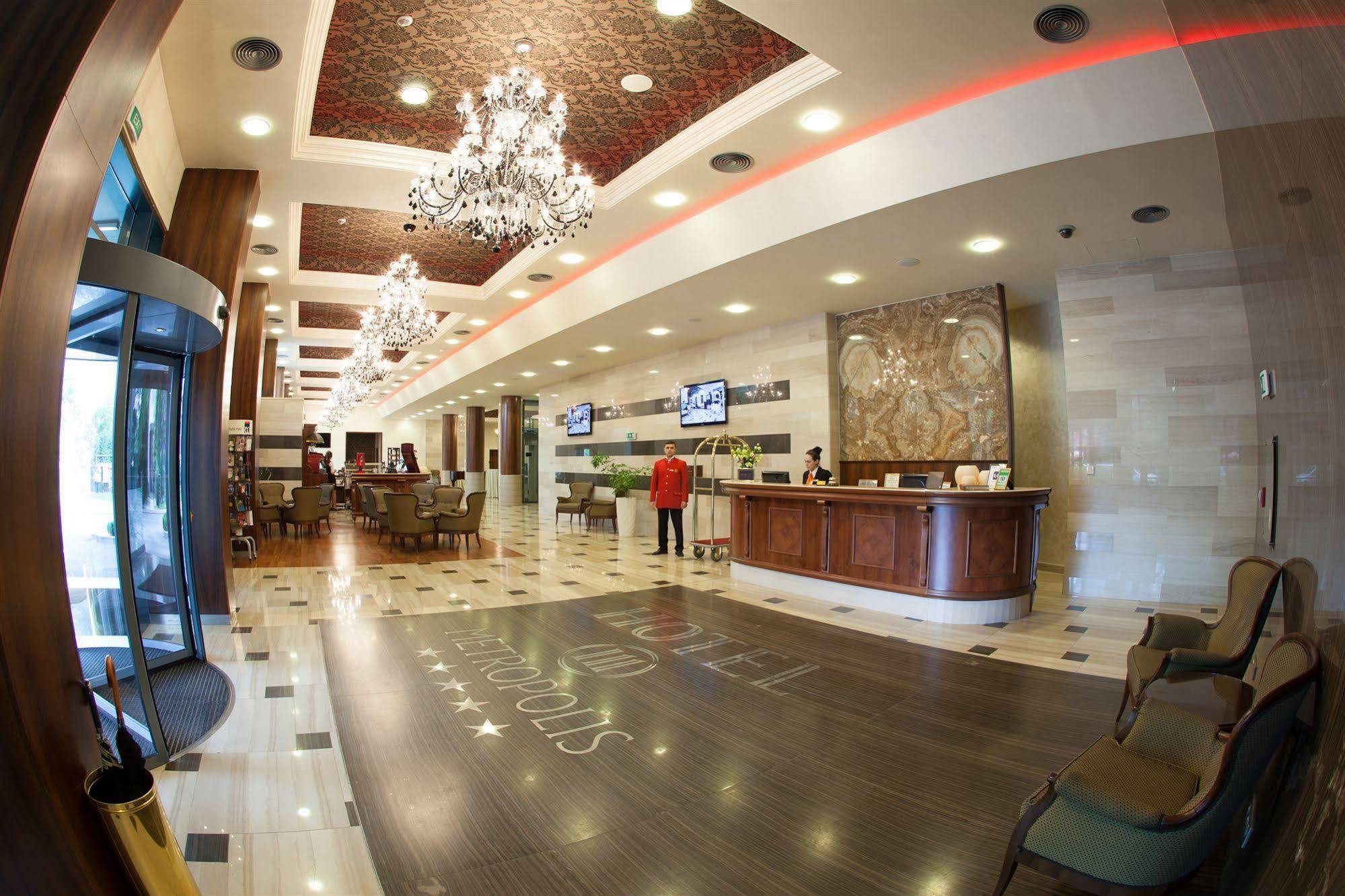 Metropolis Hotel Bistriţa Εξωτερικό φωτογραφία